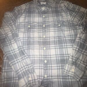 American Eagle - Gray Plaid Button-Up Shirt - Large